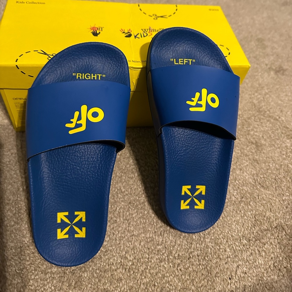 Kids Off-White Pool Slider Blue and Yellow